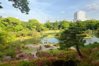 六義園